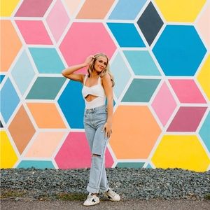 Meet your Posher, Alayna